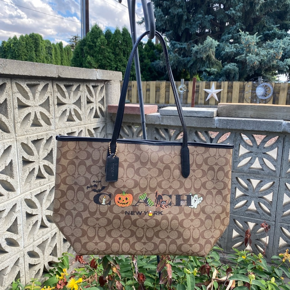 Coach Halloween city tote in signature canvas $400
